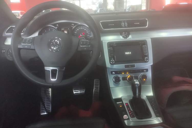 Used Volkswagen CC 2016 1.8TSI Luxury Model Center Console