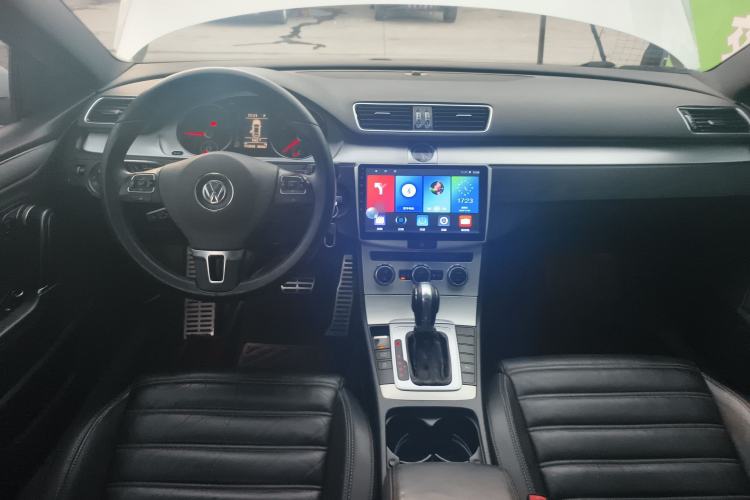 Used Volkswagen CC 2016 1.8TSI Prestige Model Center Console