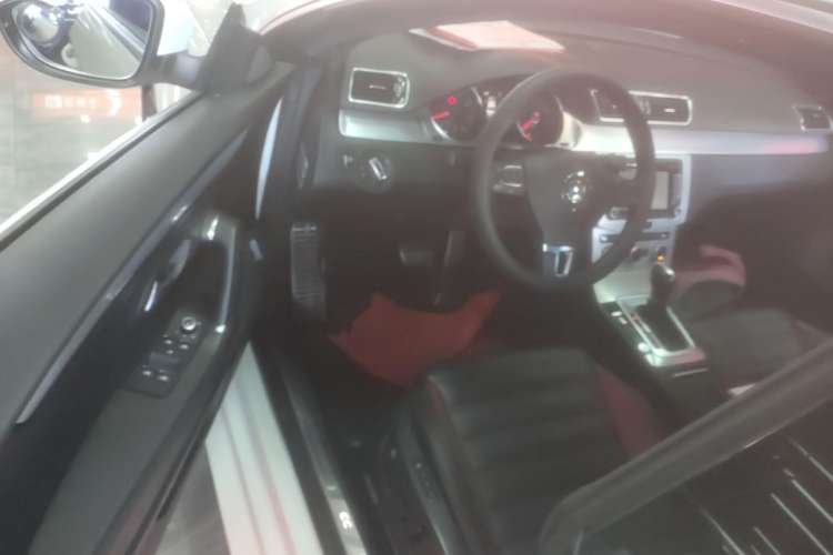 Used Volkswagen CC 2016 1.8TSI Luxury Model Driver Seat