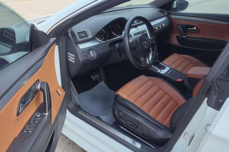 Used Volkswagen CC 2016 2.0 TSI Luxury Model Driver Seat