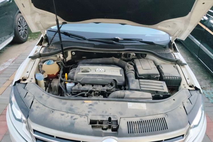 Used Volkswagen CC 2016 1.8TSI Luxury Model Engine Bay