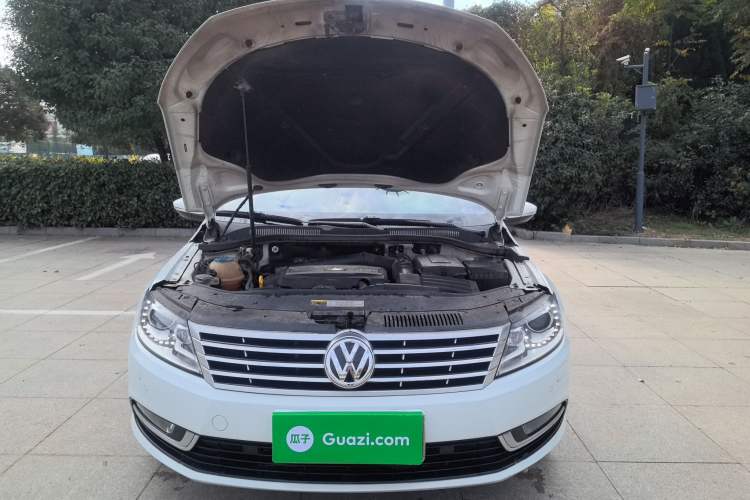 Used Volkswagen CC 2016 2.0 TSI Luxury Model Engine Bay