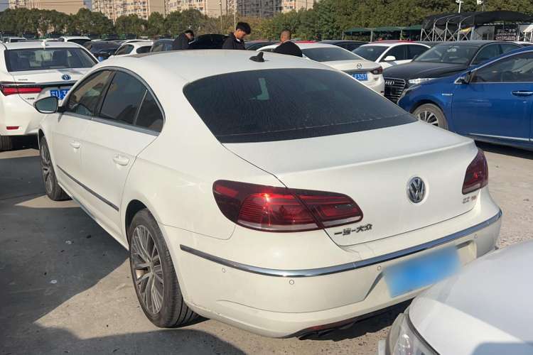 Used Volkswagen CC 2016 2.0 TSI Luxury Model Exterior 3