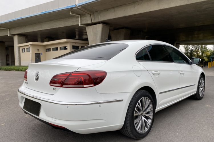 Used Volkswagen CC 2016 1.8TSI Luxury Model Exterior 3