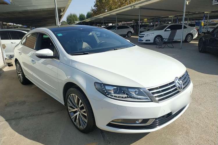 Used Volkswagen CC 2016 2.0 TSI Luxury Model Front Right 45 Deg