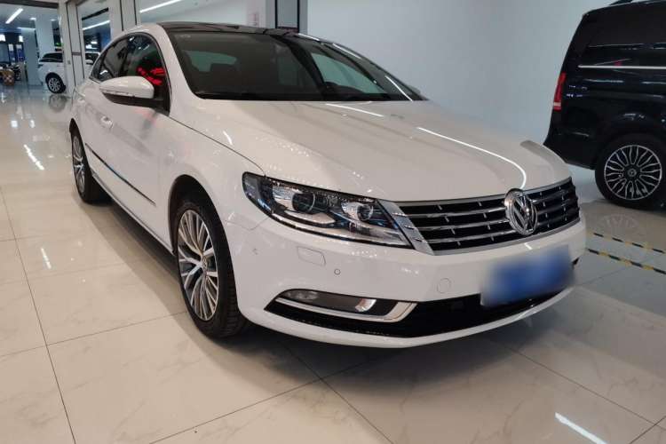 Used Volkswagen CC 2016 1.8TSI Luxury Model Front Right 45 Deg