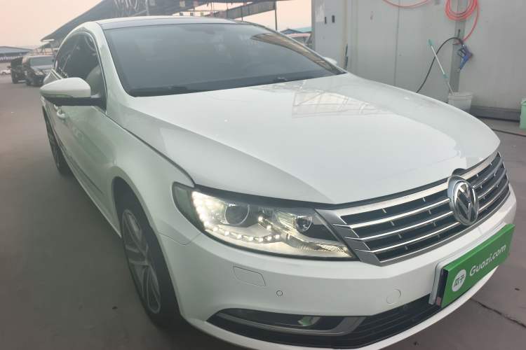Used Volkswagen CC 2016 1.8TSI Prestige Model Front Right 45 Deg