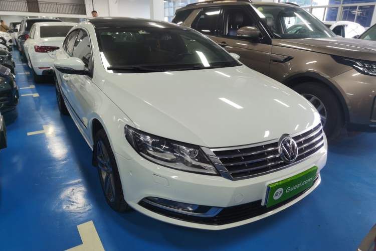 Used Volkswagen CC 2016 1.8TSI Luxury Model Front Right 45 Deg