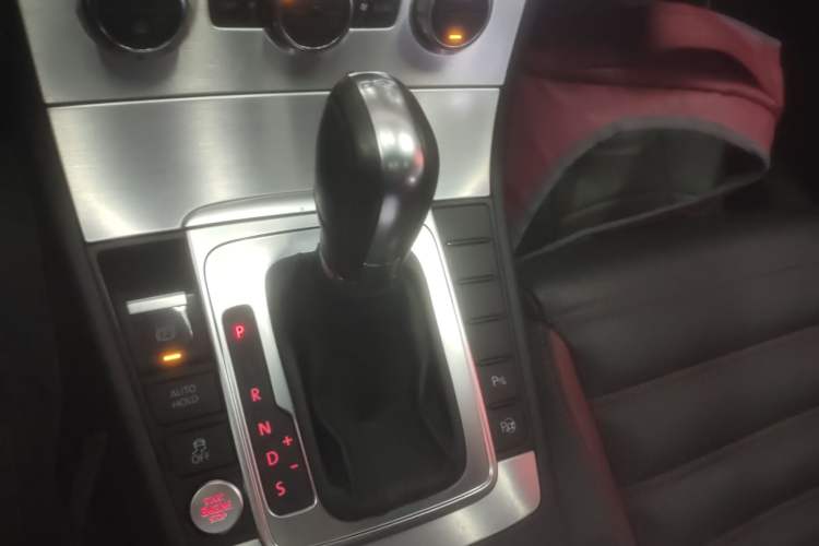 Used Volkswagen CC 2016 1.8TSI Luxury Model Gear Lever