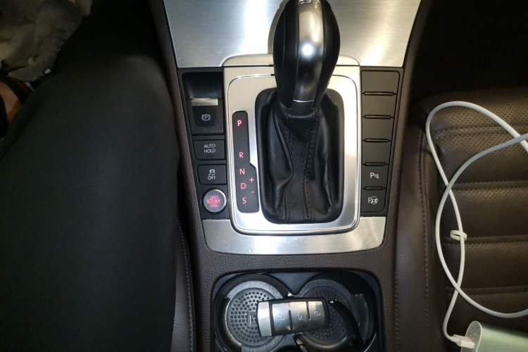 Used Volkswagen CC 2016 1.8TSI Luxury Model Gear Lever
