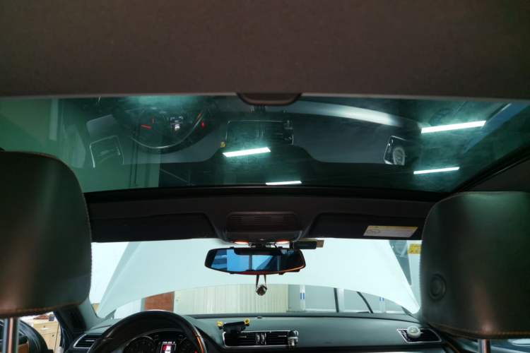 Used Volkswagen CC 2016 1.8TSI Luxury Model Headliner