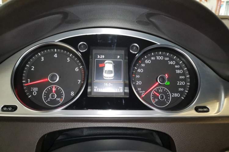 Used Volkswagen CC 2016 1.8TSI Luxury Model Instrument Cluster