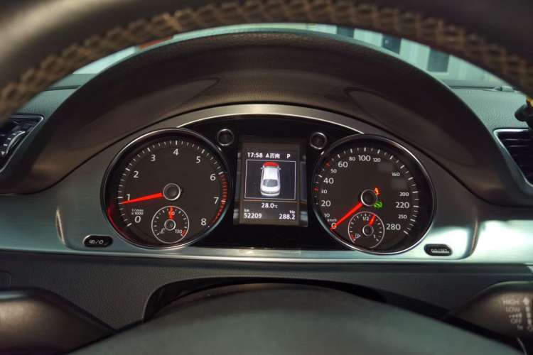 Used Volkswagen CC 2016 1.8TSI Luxury Model Instrument Cluster
