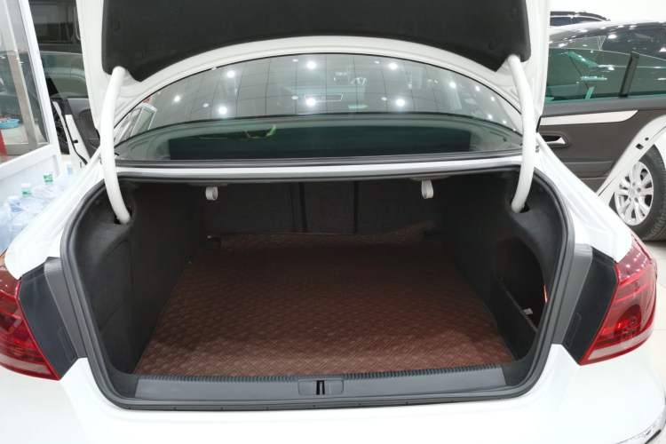 Used Volkswagen CC 2016 2.0 TSI Ultimate Edition Interior 10