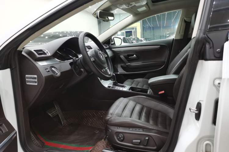Used Volkswagen CC 2016 2.0 TSI Ultimate Edition Interior 2