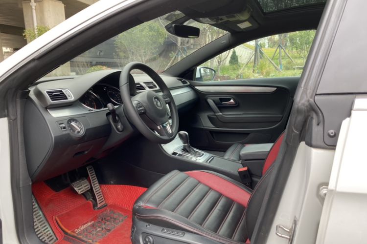 Used Volkswagen CC 2016 1.8TSI Luxury Model Interior 3