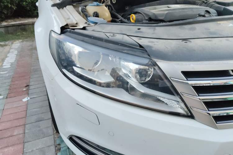 Used Volkswagen CC 2016 1.8TSI Luxury Model Right Front Headlight