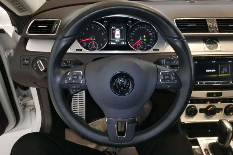 Used Volkswagen CC 2016 1.8TSI Luxury Model Steering Wheel