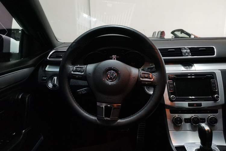 Used Volkswagen CC 2016 1.8TSI Prestige Model Steering Wheel