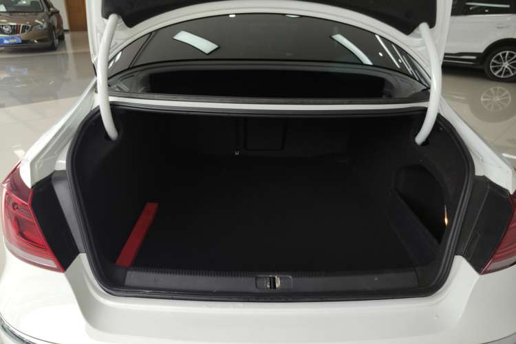 Used Volkswagen CC 2016 2.0 TSI Luxury Model Trunk