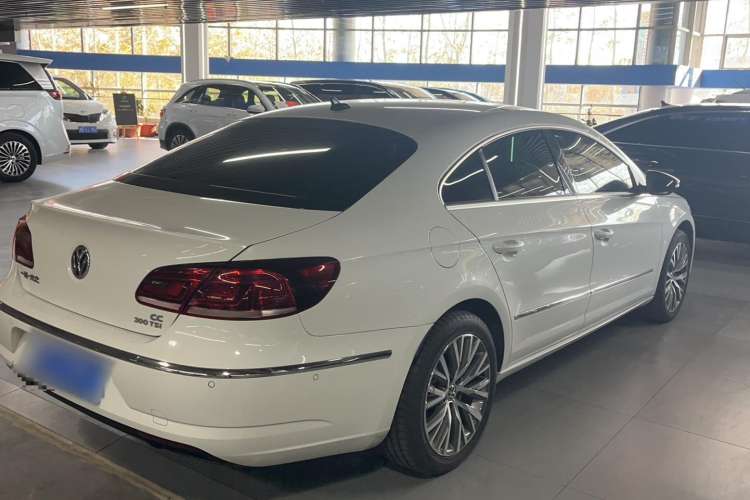 Used Volkswagen CC 2018 1.8TSI Luxury Model Exterior 3