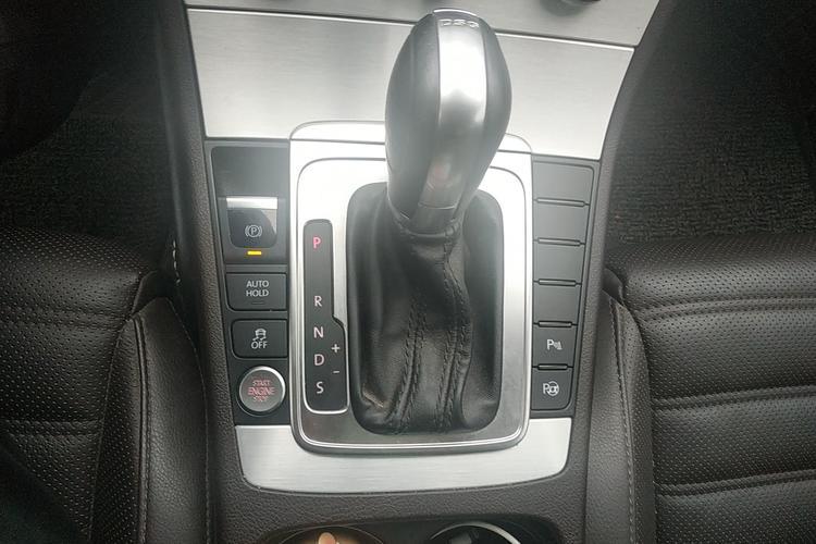 Used Volkswagen CC 2018 1.8TSI Luxury Model Gear Lever