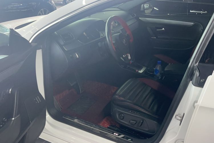 Used Volkswagen CC 2018 1.8TSI Luxury Model Interior 2