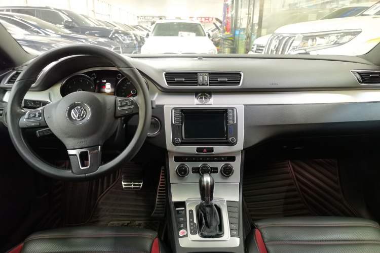 Used Volkswagen CC 2018 1.8TSI Luxury Model Interior 3