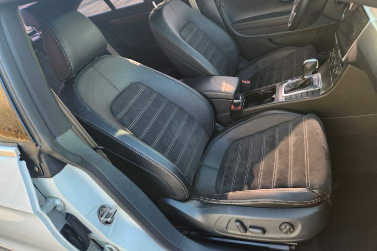 Used Volkswagen CC 2018 1.8TSI Prestige Model Interior 7