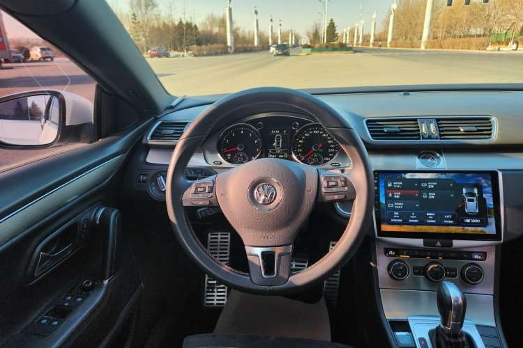 Used Volkswagen CC 2018 1.8TSI Prestige Model Interior 9