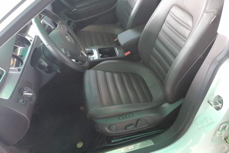 Used Volkswagen CC 2018 1.8TSI Luxury Model Left Front Seat