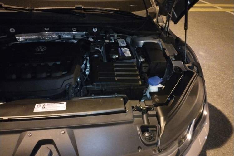 Used Volkswagen CC 2019 330TSI Glamour Edition China V Standard Engine Bay Left