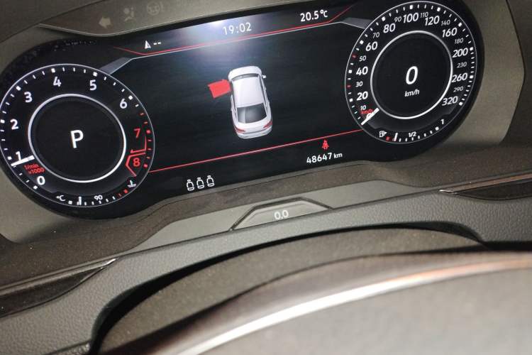 Used Volkswagen CC 2019 330TSI Glamour Edition China V Standard Odometer Close Up