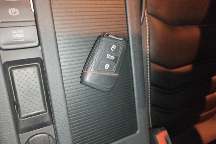 Used Volkswagen CC 2019 330TSI Glamour Edition China V Standard Vehicle Key