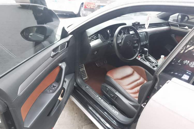 Used Volkswagen CC 2019 330TSI Glamour Edition China V Standard Driver Seat