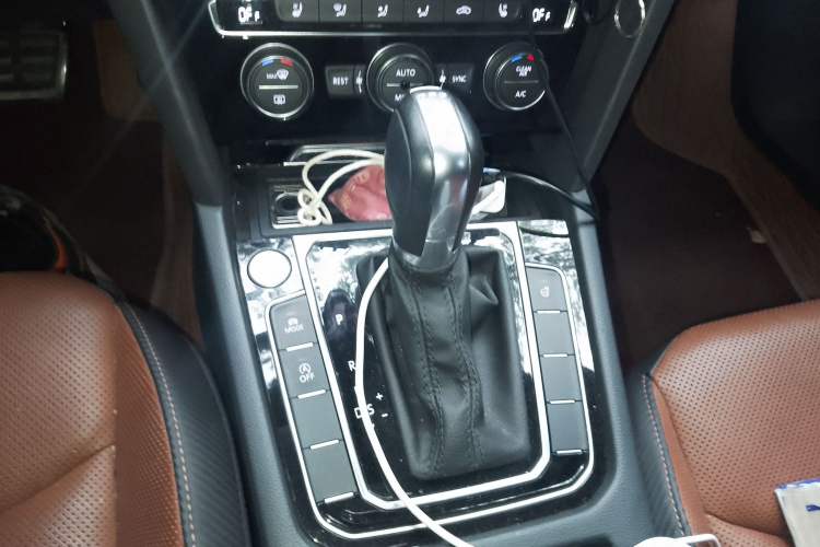 Used Volkswagen CC 2019 330TSI Glamour Edition China V Standard Gear Lever