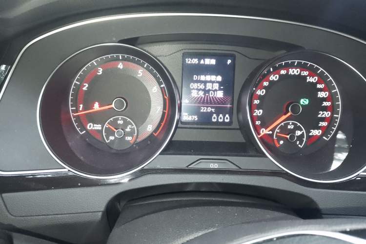 Used Volkswagen CC 2019 330TSI Glamour Edition China V Standard Odometer Close Up