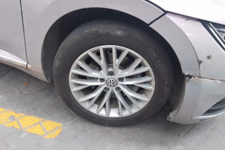 Used Volkswagen CC 2019 330TSI Glamour Edition China V Standard Right Front Wheel Hub