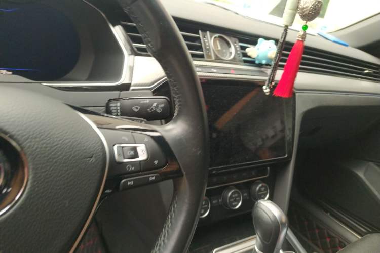 Used Volkswagen CC 2019 330TSI Glamour Edition China V Standard Audio And AC Panel