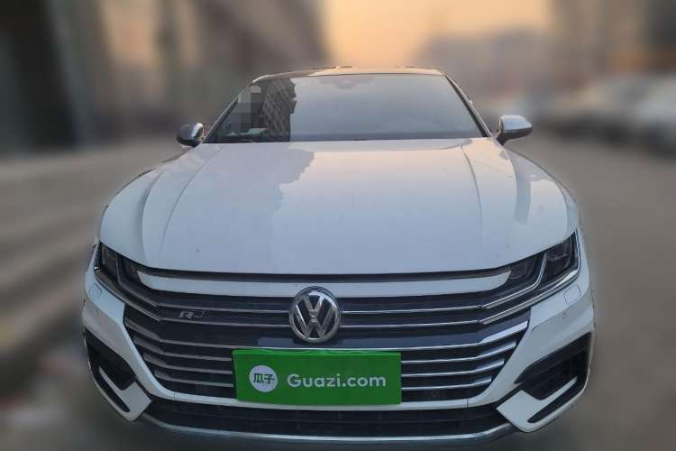 Used Volkswagen CC 2019 330TSI Glamour Edition China VI Front