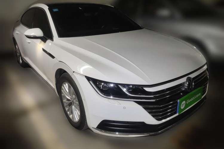 Used Volkswagen CC 2019 330TSI Glamour Edition China VI Front Right 45 Deg