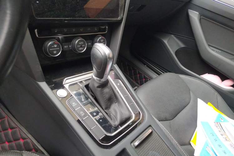 Used Volkswagen CC 2019 330TSI Glamour Edition China V Standard Gear Lever