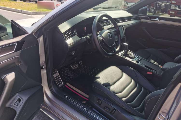 Used Volkswagen CC 2019 380TSI Glamour Edition China V Standard Interior 2