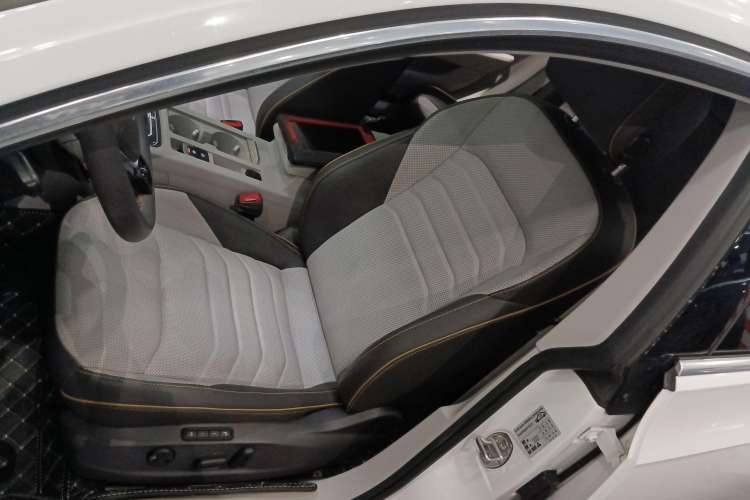 Used Volkswagen CC 2019 380TSI Yeyan Edition China V Standard Left Front Seat