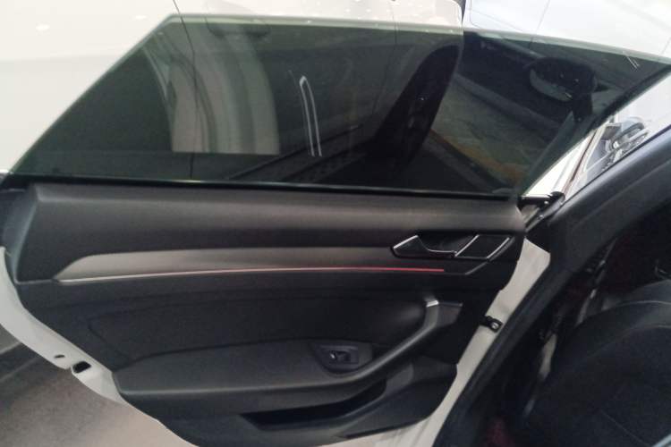 Used Volkswagen CC 2019 330TSI Glamour Edition China VI Left Rear Door Interior