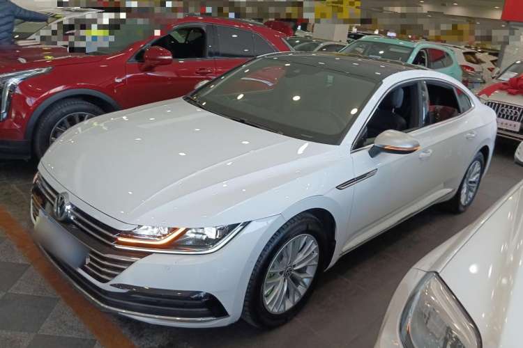 Used Volkswagen CC 2019 330TSI Glamour Edition China VI Left Side