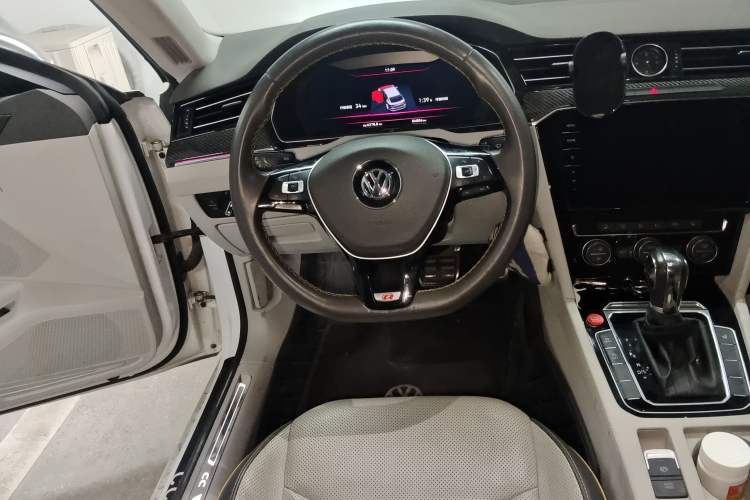 Used Volkswagen CC 2019 380TSI Yeyan Edition China V Standard Steering Wheel