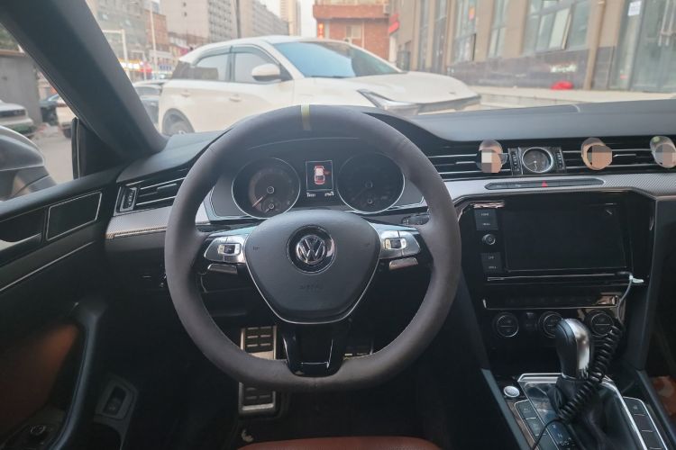Used Volkswagen CC 2019 330TSI Glamour Edition China VI Steering Wheel