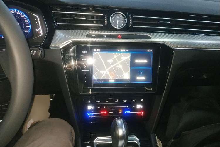Used Volkswagen CC 2020 330TSI Glamour Edition China VI Standard Audio And AC Panel
