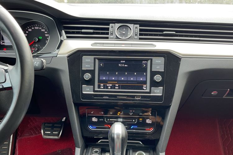 Used Volkswagen CC 2020 330TSI Huayan Edition China VI Standard Audio And AC Panel